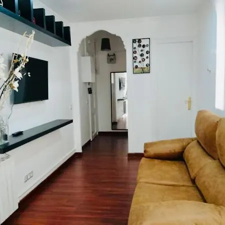 Plaza Espana - And Quiet 2br For Couples, Families And Events *