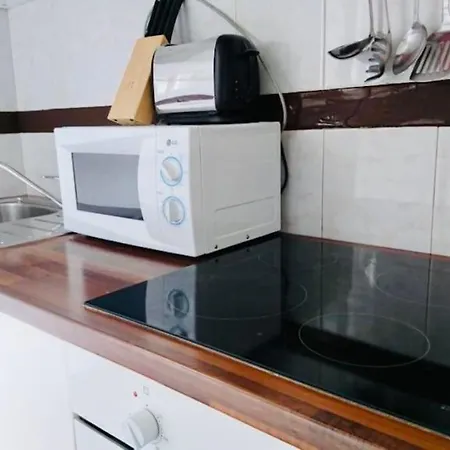 Plaza Espana - And Quiet 2br For Couples, Families And Events