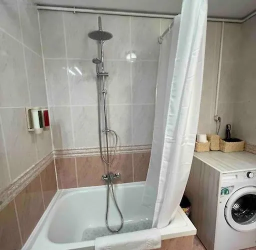 Plaza Espana - And Quiet 2br For Couples, Families And Events برشلونة