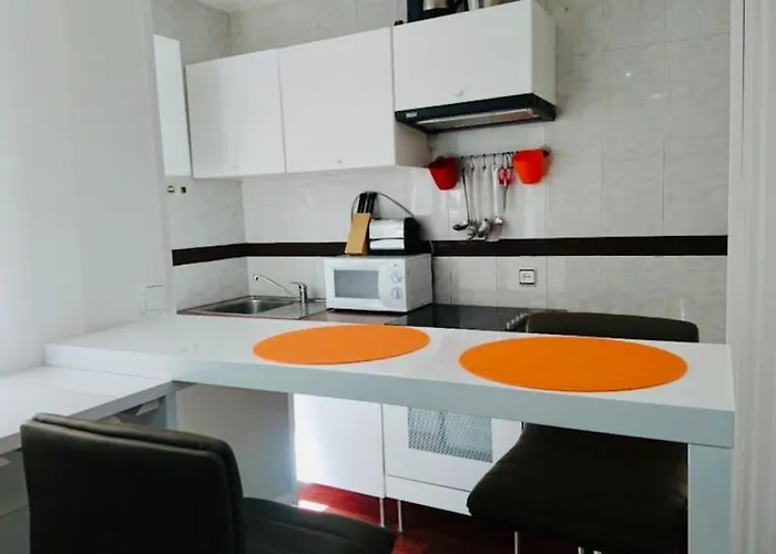 شقة Plaza Espana - And Quiet 2br For Couples, Families And Events برشلونة